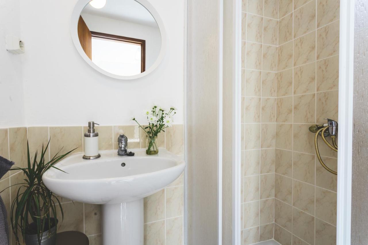 Soulsurfcamp Portugal Bed & Breakfast Peniche Luaran gambar
